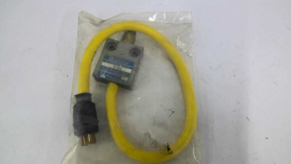 Telemecanique 57369 LS2 Limit Switch