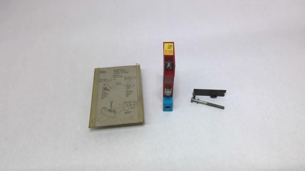 Stahl 0901/32-015-135/70+0.7 V Safety Barrier
