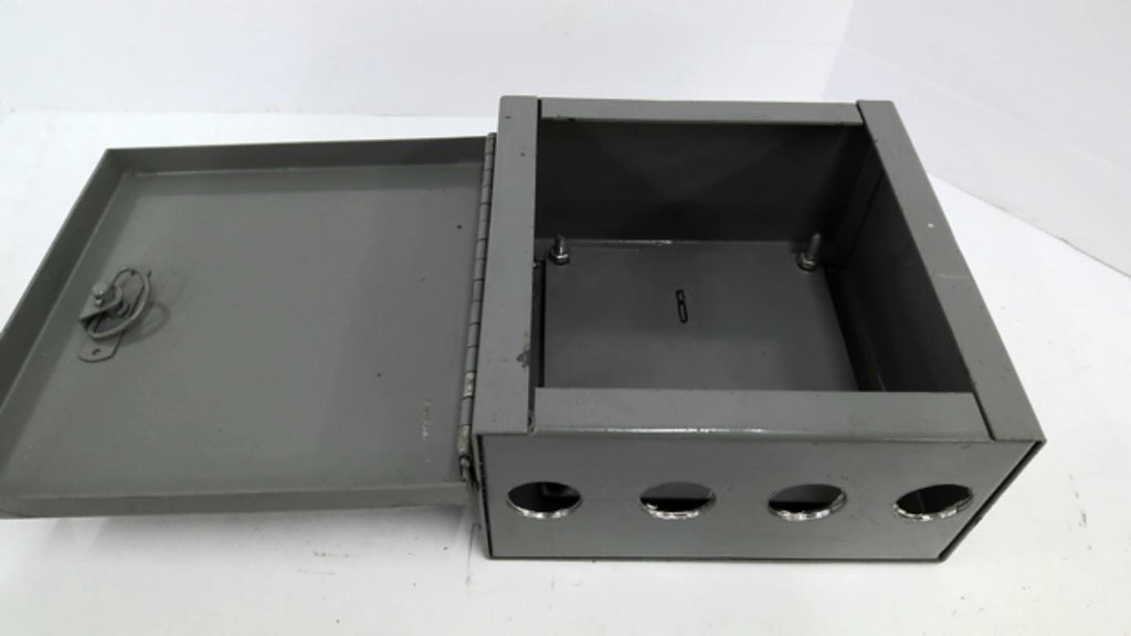 Enclsoure W Mounting Plate 8 1/4"X 8 1/4'X4"