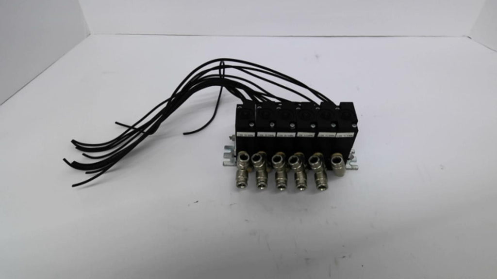 Parker XM40NBG-49A Solenoid Valve 1/8" NPT Ports 24 VDC