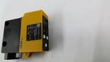 Omron E3A2-XCM4T 240V Photoelectric Switch