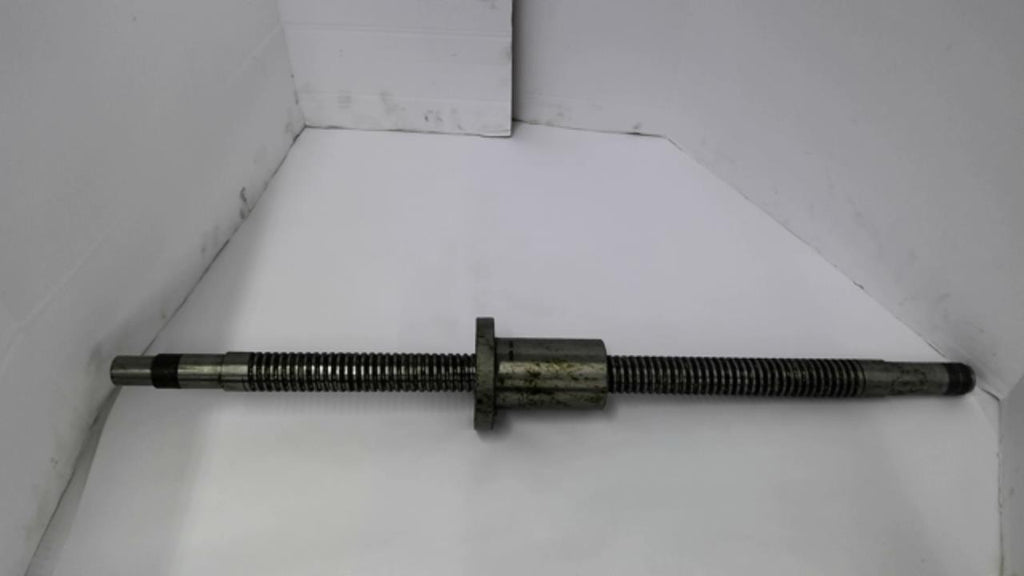NSK W4006WF-35Z 10F5-001 Ball Screw Overall Length 35" Screw Length 27"