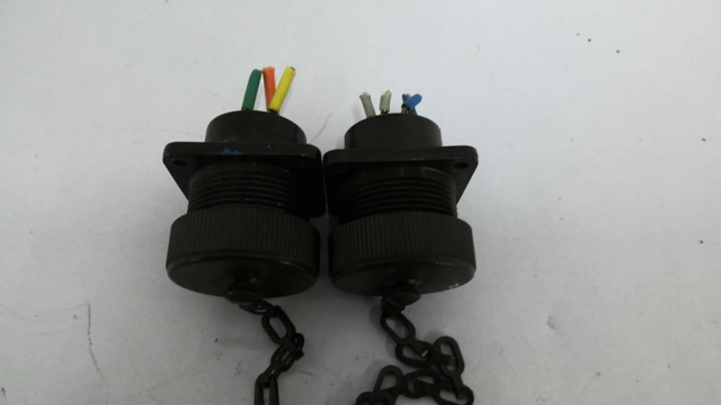DDK MS25043-18D Cover W Plug Lot Of 2