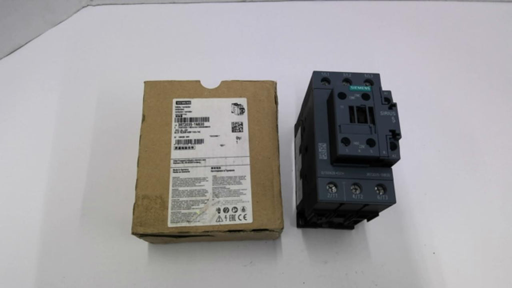 Siemens 3RT2035-1NB30 Contactor 460 Volts 30 HP 20...33 Volt DC Coil