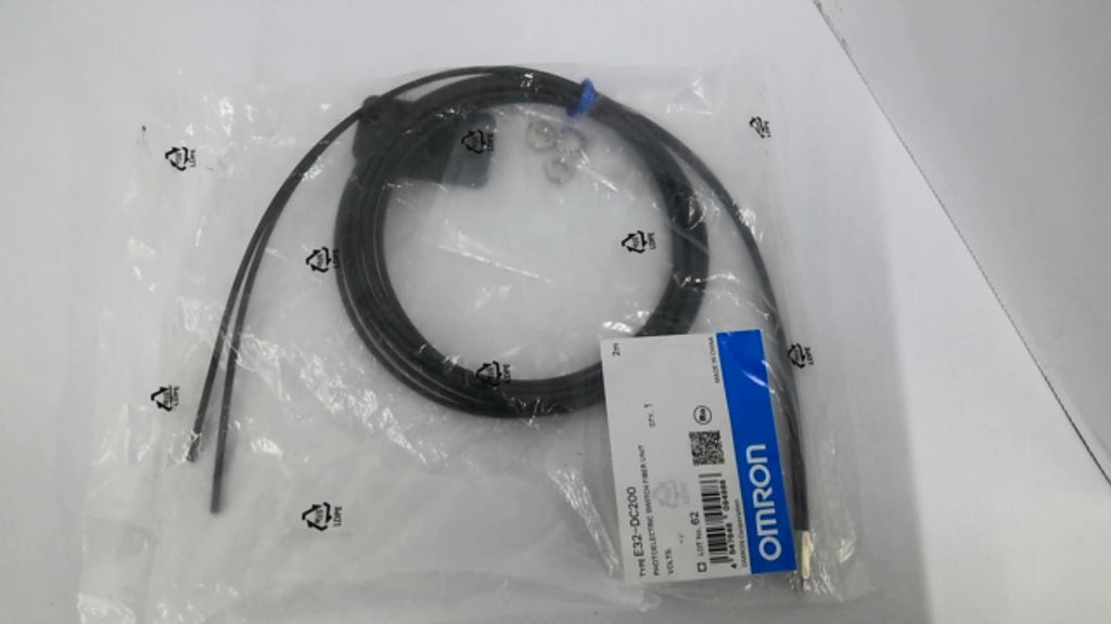 Omron E32-DC200 Photoelectric Switch Fiber