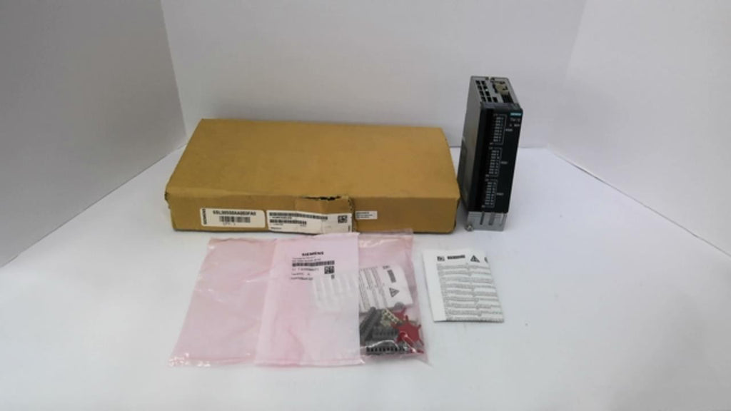 Siemens 6SL3055-0AA00-3FA0 Terminal Module TM15 24 DI/0 24 VDC 0.5 Amp