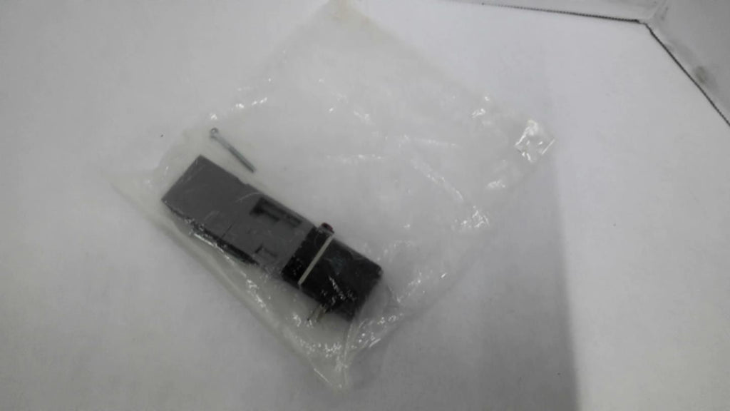 Burkert 00156318 Valve 24 VDC