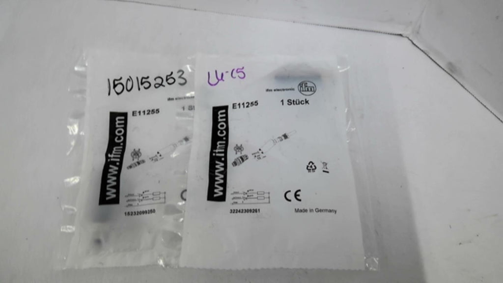 IFM E11255 1 Stuck Sensor Lot Of 2