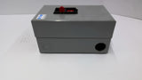 Eaton B100M0CA Manual Motor Starter 3 Phase Box Length=7.625" Width=4 .75"