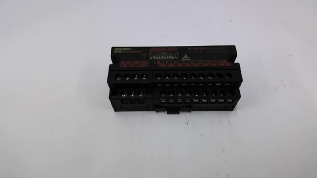 Mitsubishi AJ65SBTB2N-8R CC-Link Output Unit 24 VDC/ 240 VDC 2 Amp