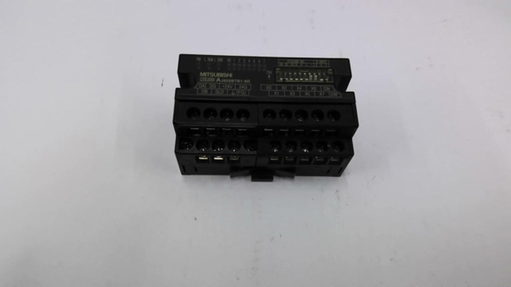 Mitsubishi AJ65SBTB1-8D CC-Link Input Unit 24 VDC 7/30 MA