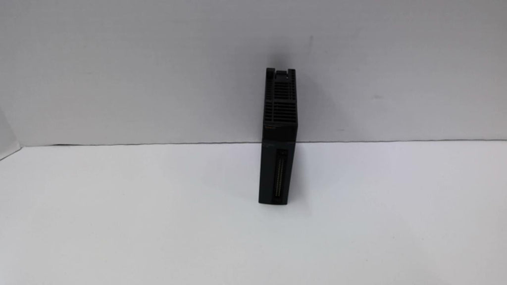Mitsubishi QY41P Output Unit 12/24 VDC 0.1 Amp