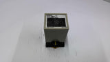 Omron 61F-G2P Floatless Level Switch 100 VAC 50/60 Hz W/ 17Y0YT Base 250 V 7.5 A