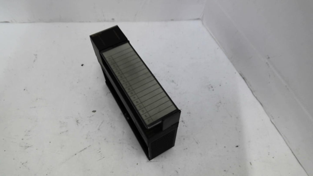 Mitsubishi A1SY10 Output Unit 24 VDC 2 Amp 240 VAC 2 Amp