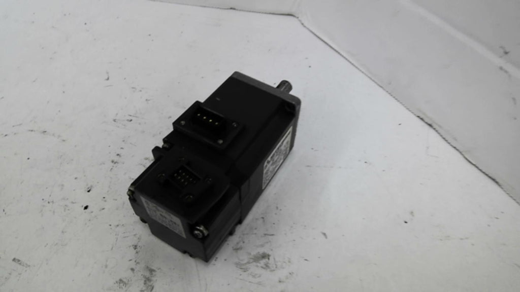Mitsubishi HF-KP13 Servo Motor 100W 106V 3000r/min
