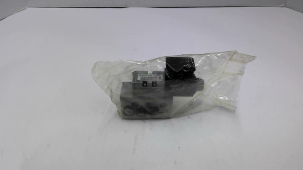 Numnatics 031SA4004000061 Solenoid Valve With 236-127B Coil 24 VDC 150 PSI