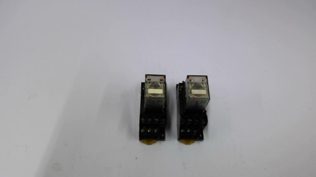 Omron MY4N 110/120 VAC Relay On 2472W1 Base 5 Amp 250 VAC Lot Of 2