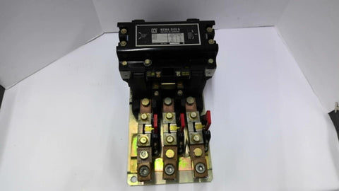 Square D 8536 SG0 1 Size 5 Starter 200 HP 460 Volt 60 Hz 180 V Coil