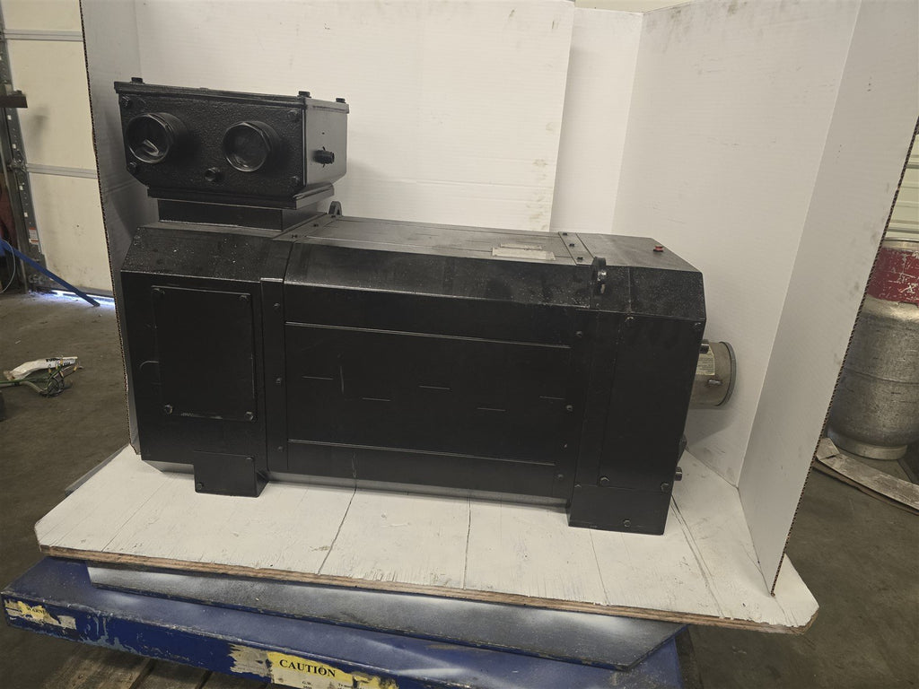 Siemens 1PL6228-9AF30-0AZ9 288kW AC Servo Motor 2000RPM 3PH 460V 67Hz