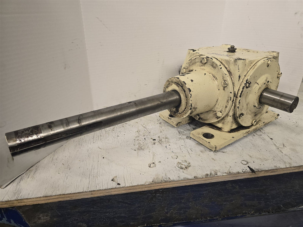 Hub City 0220-59442-810 1:1 Ratio Gear Reducer