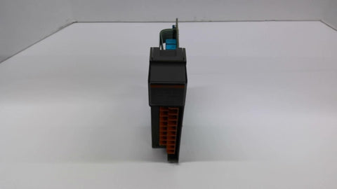 Allen Bradley 1746-OW16 SLC 500 Output Module 10-250 VAC 10-125 VDC 50/60 Hz