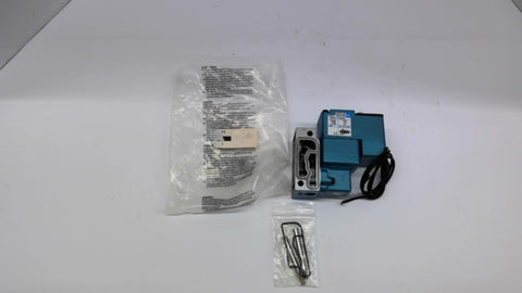 MAC 257B-111AAAA Solenoid Valve 110-120 Volts 24 VDC 50/60 Hz 6-15 Watts 150 PSI