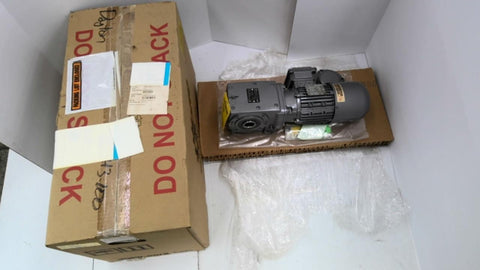 Nord SKO2050AZH-71L/4 CUS Z Gearmotor 0.50 HP 230/460 Volt 9.41:1 Ratio