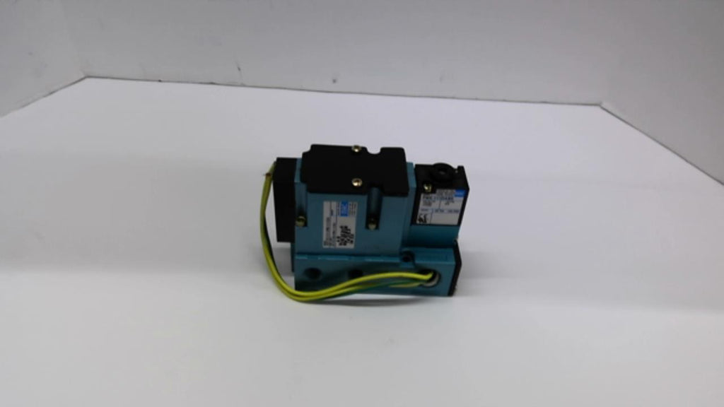 MAC 6211C-111-PM-111DA Solenoid Valve 160 PSI 110/120 Volt 50/60 HZ 6.8 Watt