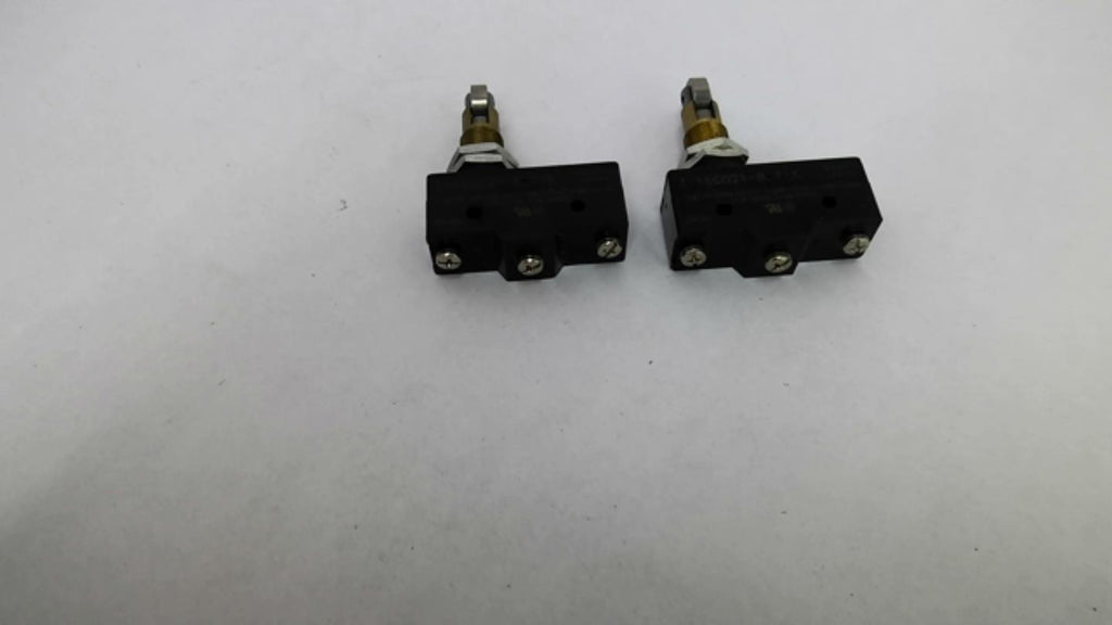 Omron Z-15GQ21-8 7-K Snap Action Switch Lot of 2
