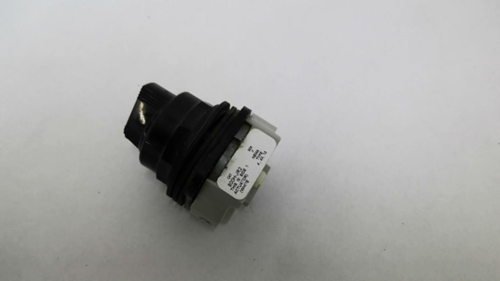Allen Bradley 800H-JR2 3 Position Maintained Selector N12 2-1040384