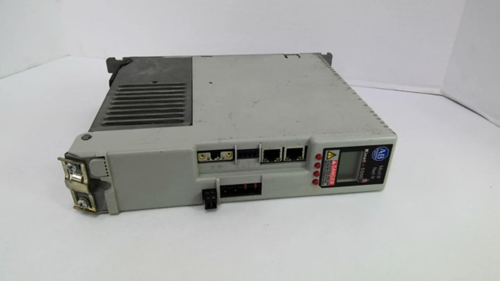 Allen Bradley 2198-H015-ERS Kinetix 5500 Servo Drive 0-460 VRMS 3PH 0-590HZ