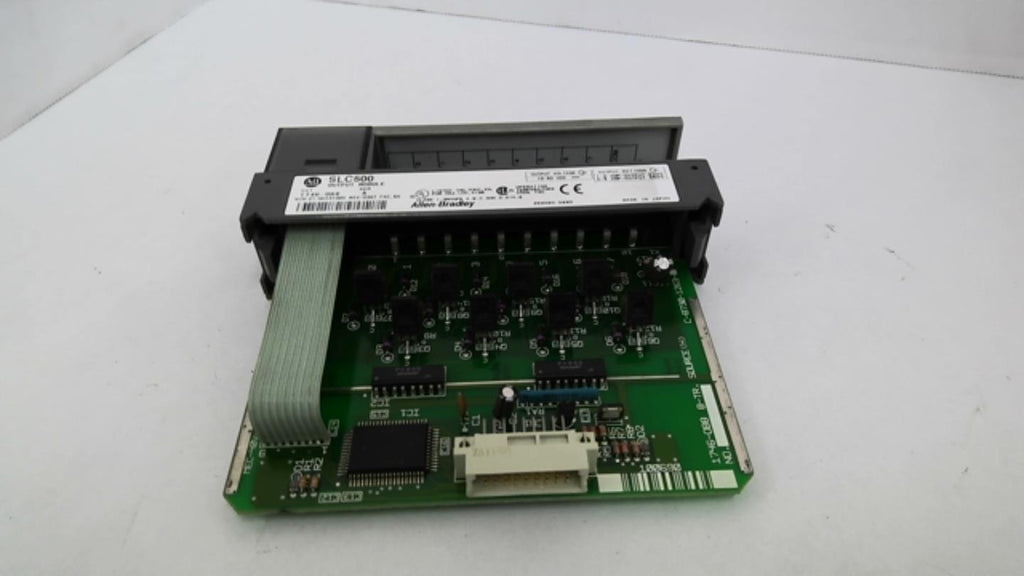 Allen Bradley 1746-0B8 SLC 500 Output Module