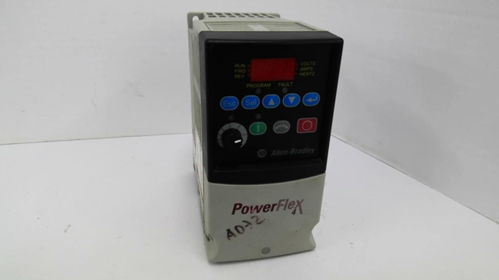 Allen Bradley 22A-B8P0N104 AC Drive 2HP 0-230V 0-240HZ
