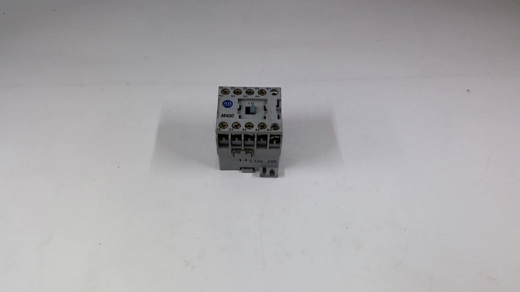 Allen Bradley 700DC-M400 Control Relay 5 Amp 600 Volts