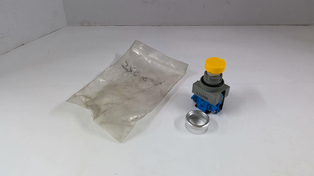 IDEC HW-C10 Push Button