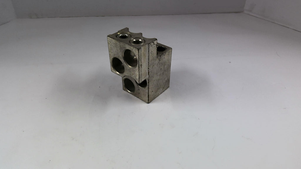 Ilsco D2247 TA1200 NS Mechanical Terminal Lug 4/0-500 MCM
