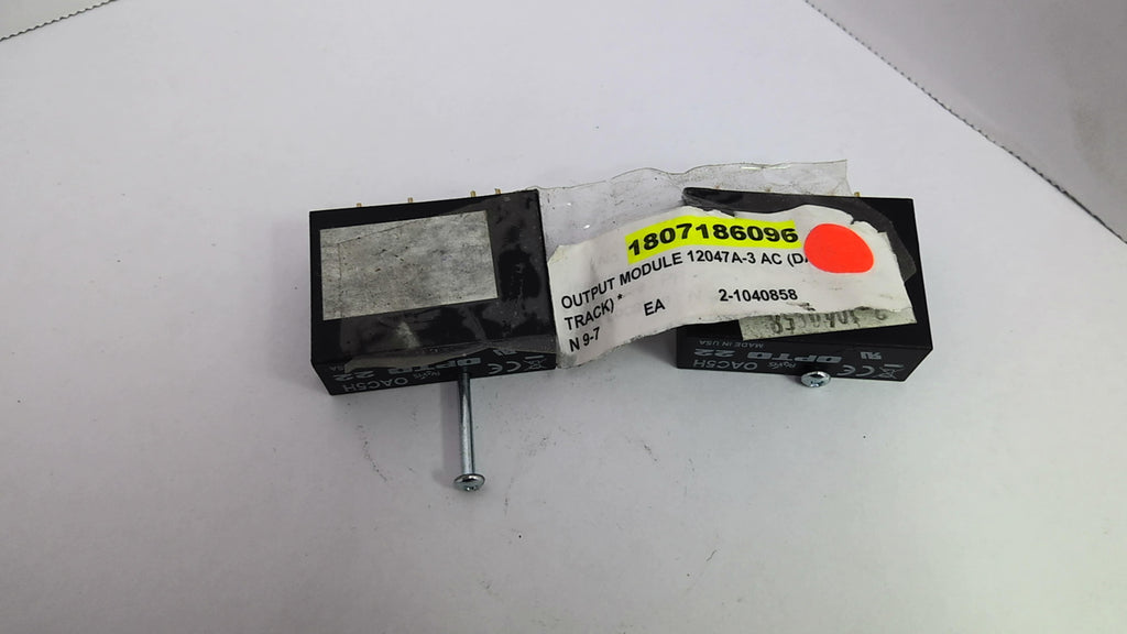 Output Module OPTO 22 OACH5 Lot of 2