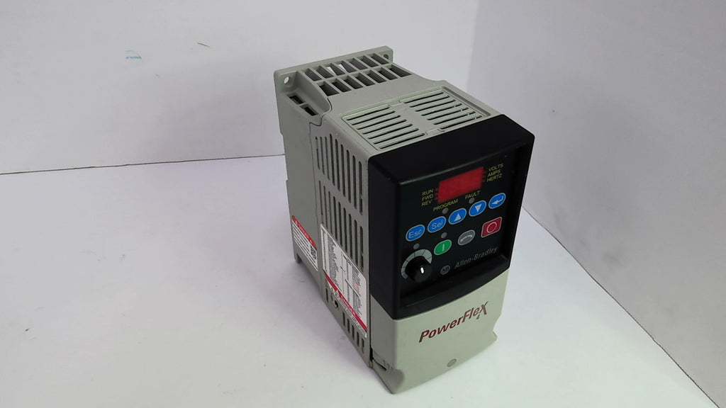 Allen Bradley 22A-D4P0N104 Drive 2HP 3PH 480V 48-63HZ 4Amps