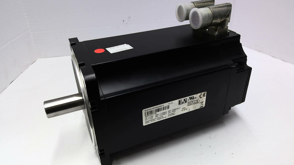 B&R 8LSA55.EB030D200-3 3000RPM 400V AC Servo Motor