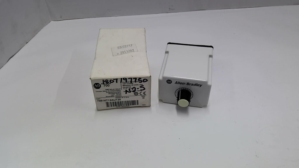 Allen Bradley 700-HT12AU120 Time Delay Relay