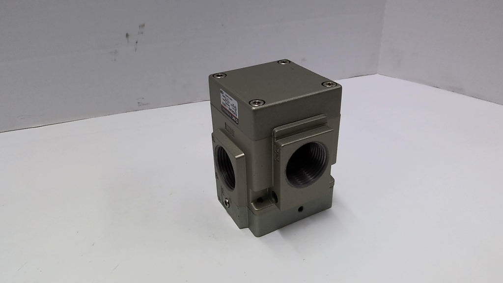SMC EVGA342-10FA 3 Port Pneumatic Valve 0.2-0.9MPa