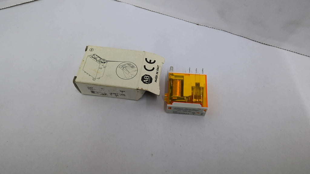 Allen Bradley 700-HKX2A1-4 Relay 120V