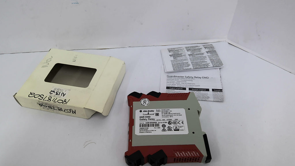 Allen Bradley 440R-EM4R2D Safety Relay 24VDC 3.5W 250V