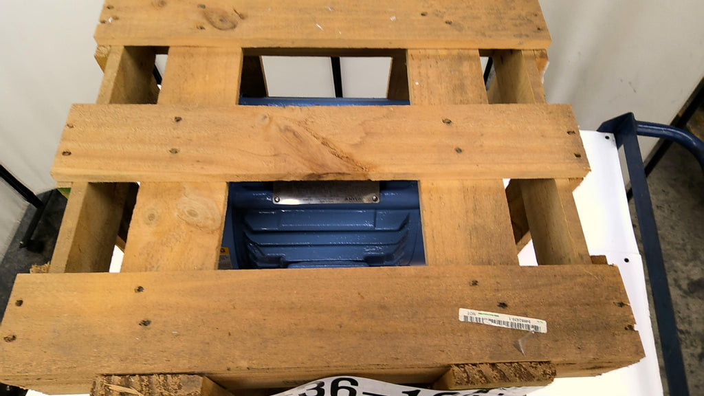 Crown Triton HKS184SR135N 5Hp Ac Motor 3600Rpm 2P 3Ph 184T 230/460V Tefc 60Hz