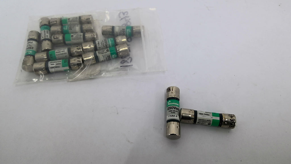 Bussman FNM-8 Fuse Time Delay Fuse 250VAC 8 Amp Lot of 12