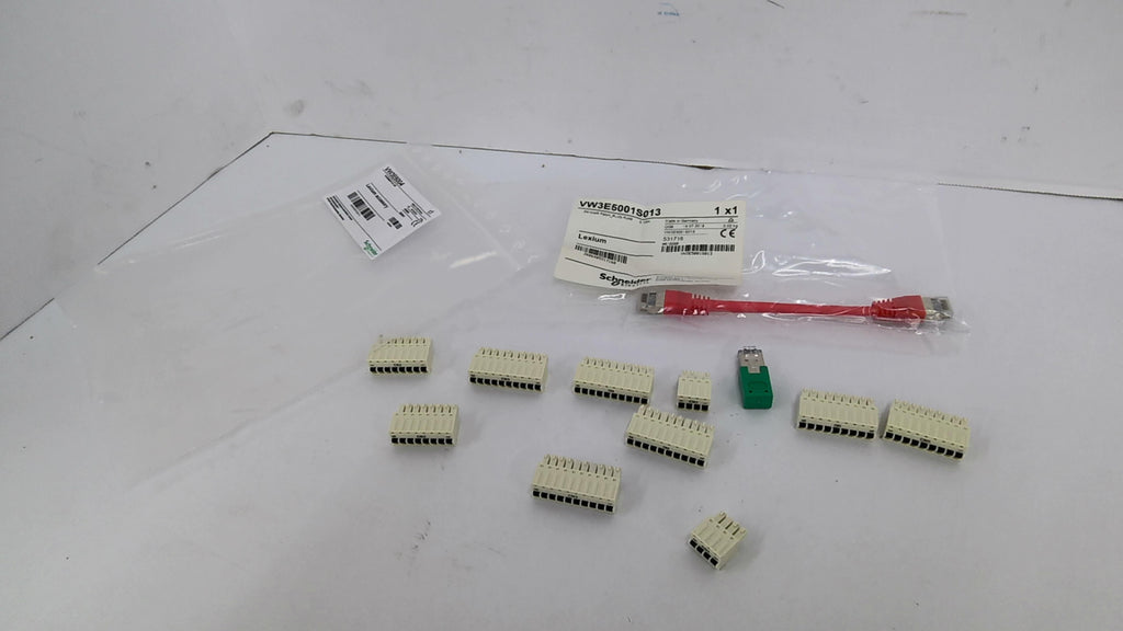 Schneider VW3E5001S013 Lexium Accessory RJ45