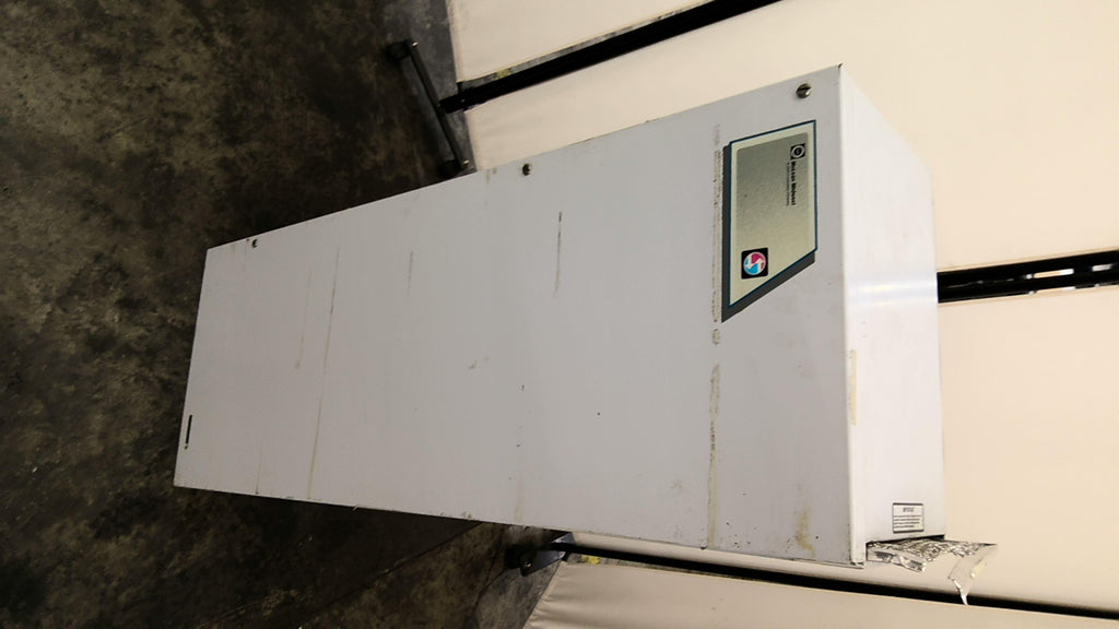 Mclean Midwest CR43-0616-002 6000Btu Electronic Enclosure Air Conditioner 115V