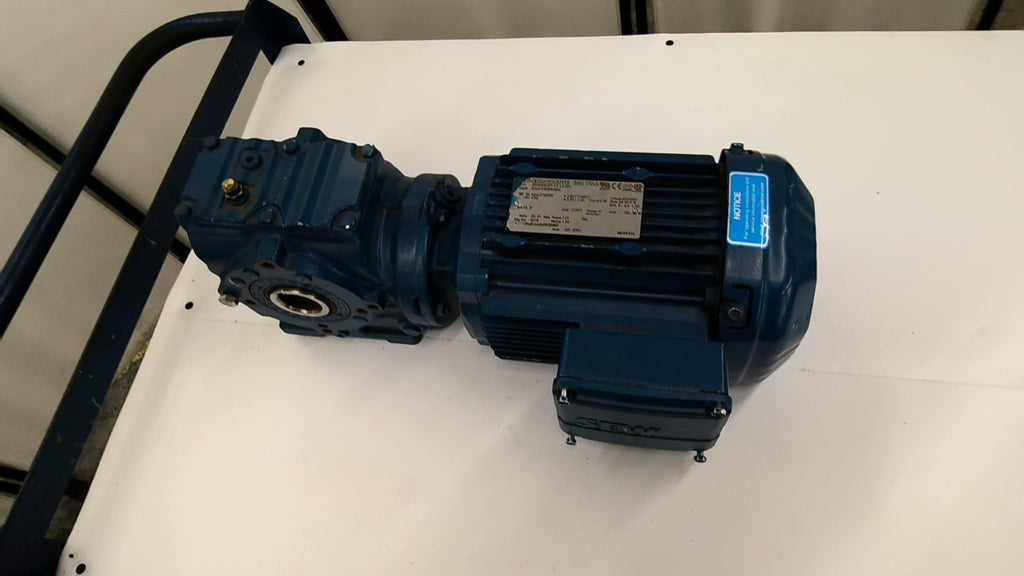 Sew-Eurodrive SA47DRE80M4 Hollowshaft Gearmotor 1Hp 20.33:1 Ratio 230/460V