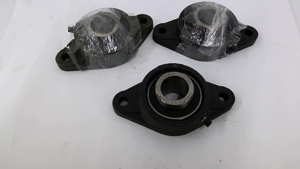HLU UC207-20 Pillow Block 2 Bolt Flange Bearing Lot Of 3
