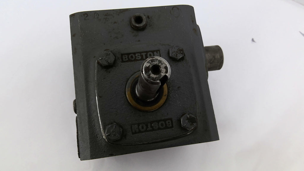 Boston F713-10-B5-G Gear Reducer 10:1 Ratio .670 Input HP